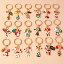 New Enamel Christmas Keychain Snowman Santa Claus Key Rings for Car Key Holder Women Girl's Handbag Pendants Jewelry Gifts