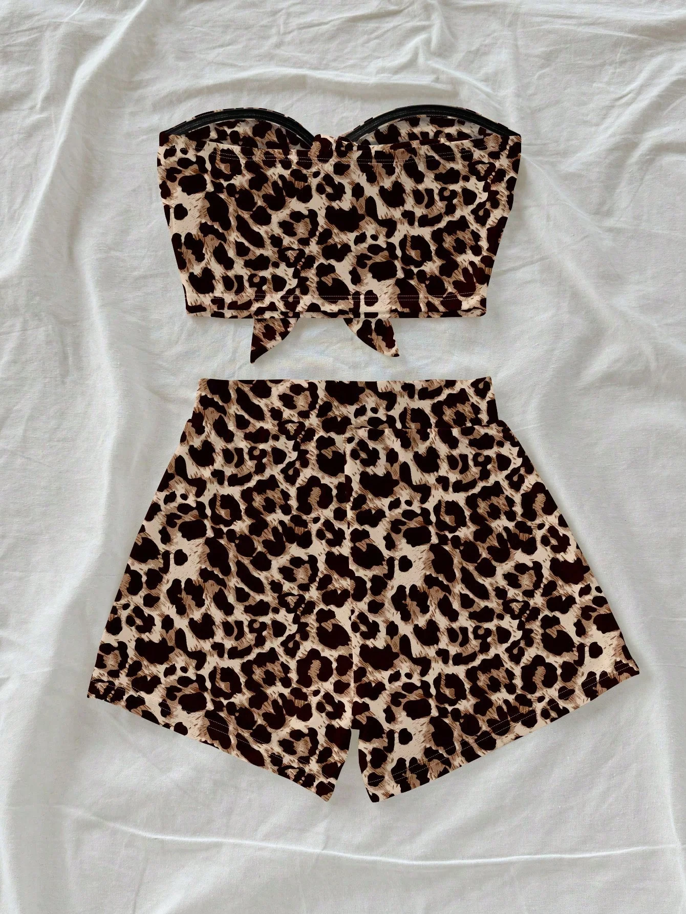 Summer European and American vacation style leopard print strapless shorts set, spicy girl two-piece set, female - Image 2