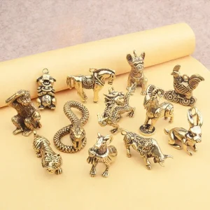 Retro Chinese Twelve Zodiac Statues Bull Dragon Ornament Sculpture Copper Miniatures Figurines Zodiac Key Pendant Home Decor