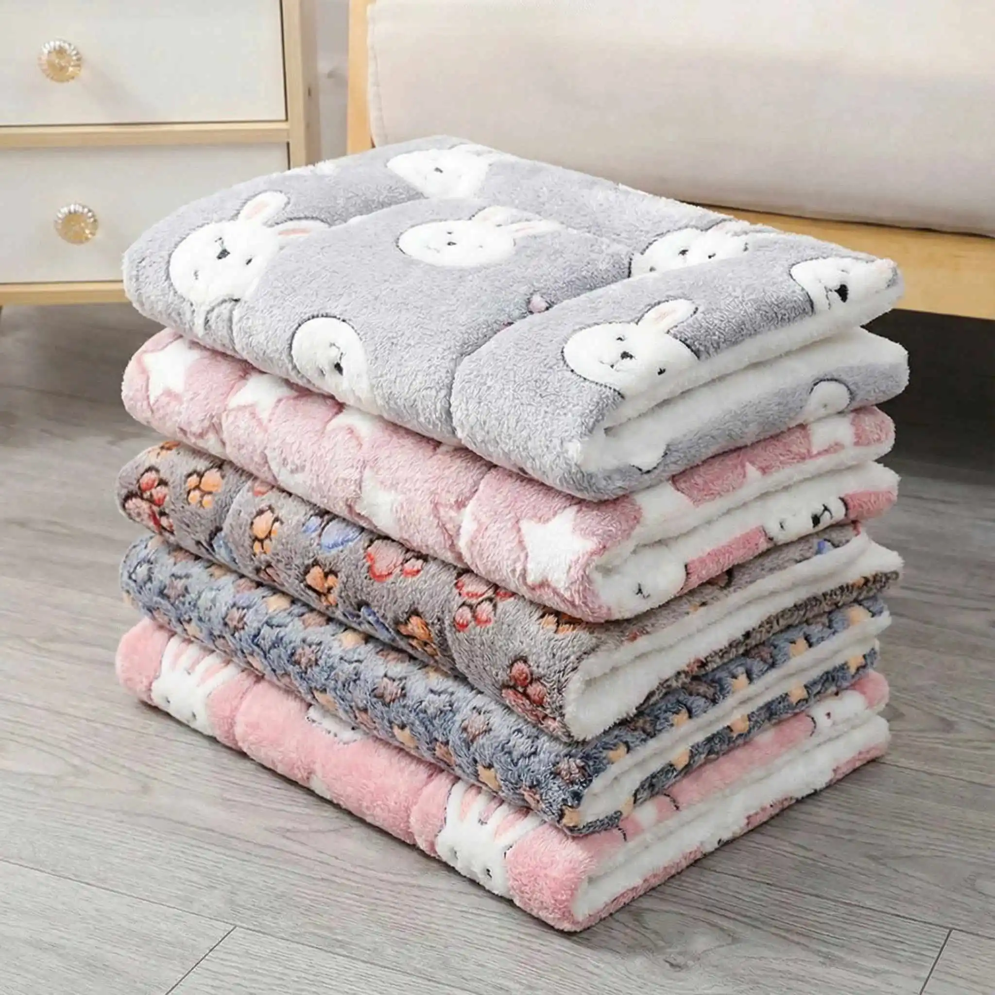 Durable Pet Blanket Plush Dog Sleeping Bed Mats Washable Cat Portable Sofa home travel suitable Warm Soft Flannel relax Towel - Image 2