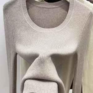 2026 Soft Warm Simple Base Layer Top Women's Autumn Winter New Slim Fit Sweater Solid Color O-neck Knitted Pullovers
