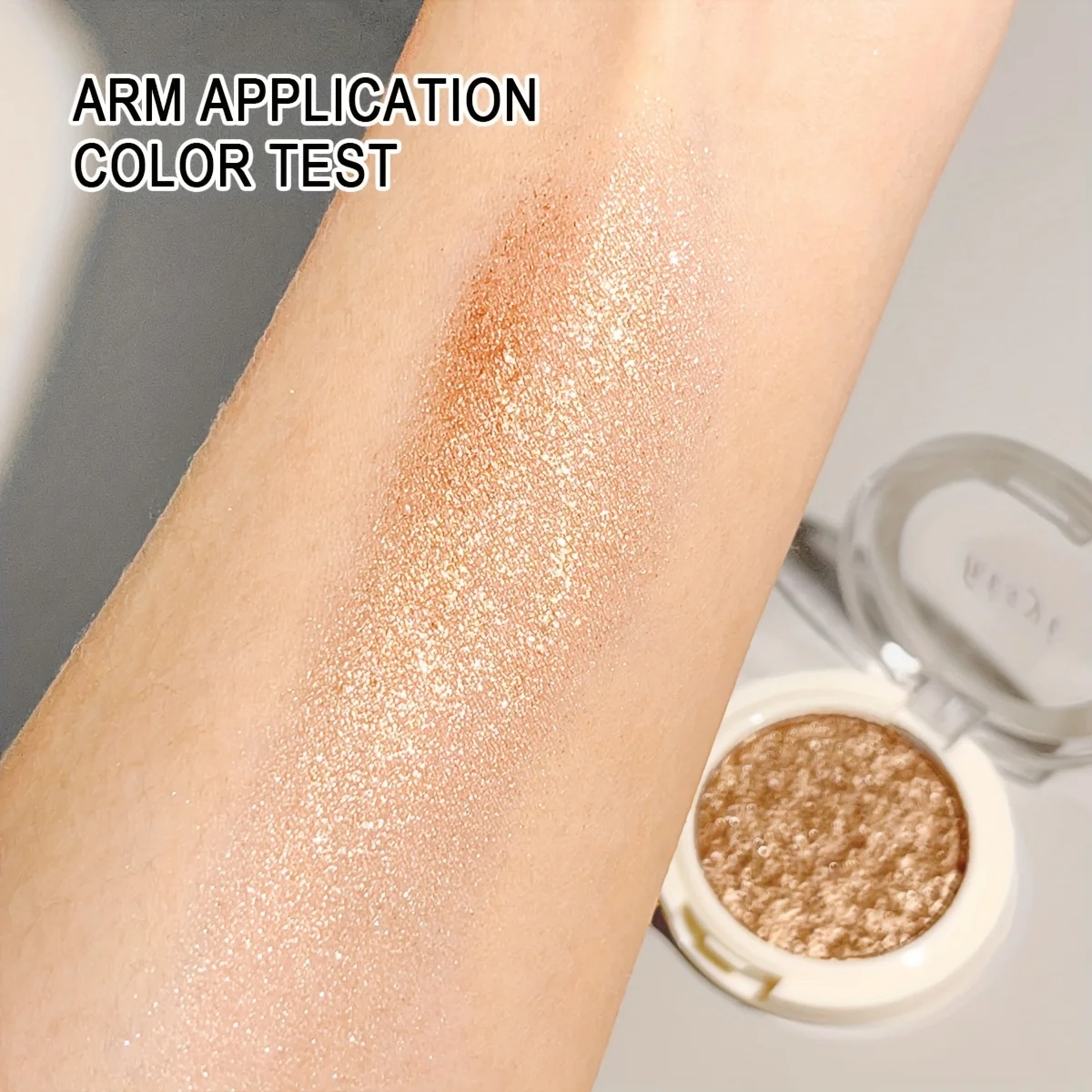 Versatile monochromatic eyeshadow palette - matte and shimmer effects, apricot, earth brown and mist rose for a natural look - Image 5