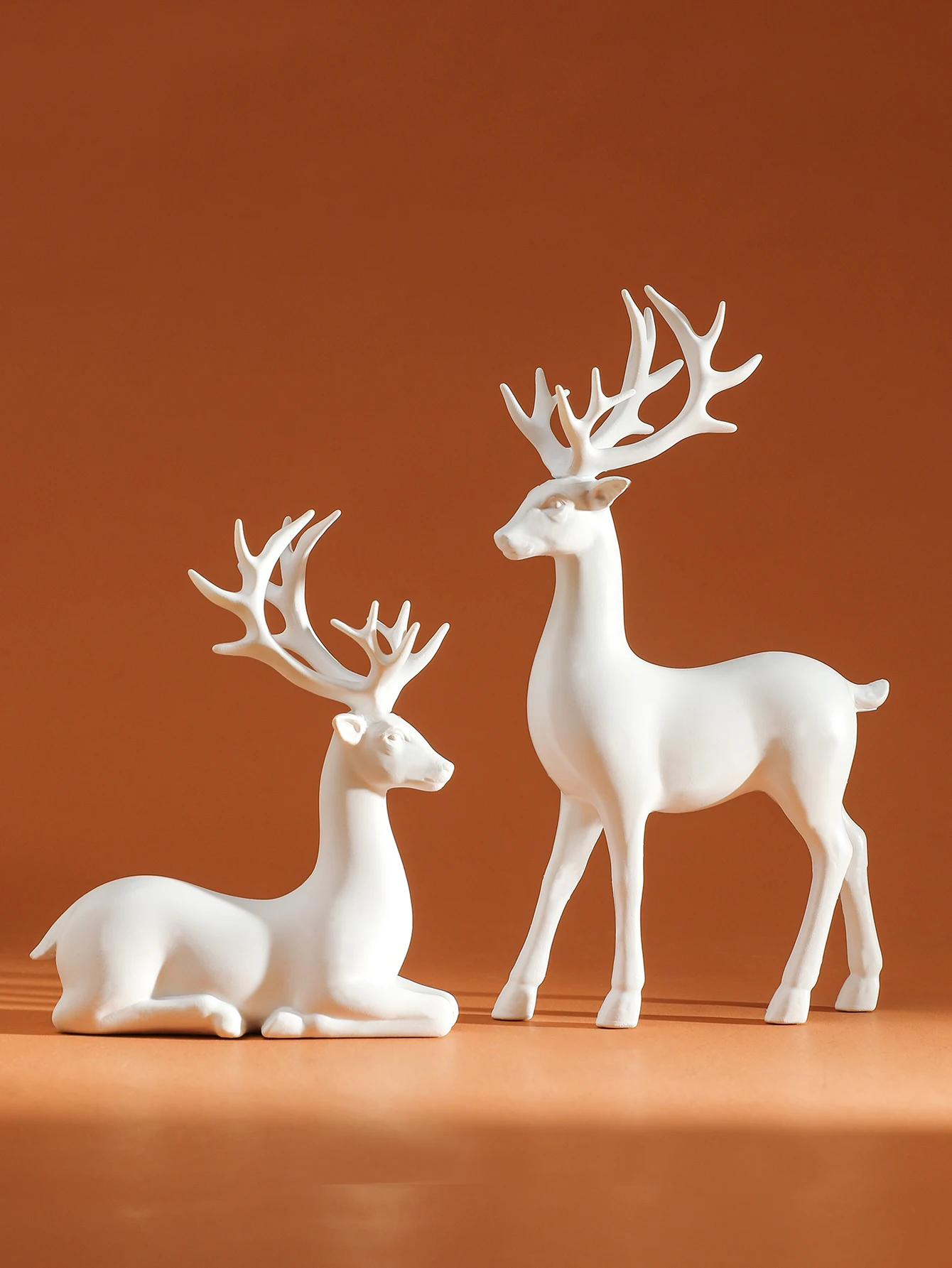 2 Pcs Reindeer Christmas Table Decoration for Home Indoor Xmas Holiday Small Statue Rustic Table Decor Christmas Reindeer Decor