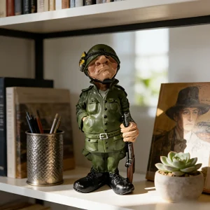 Soldier Figurine Military Uniform Soldier Resin Statue Suitable for vintage home decori Placed on the desktop On the bookshelf