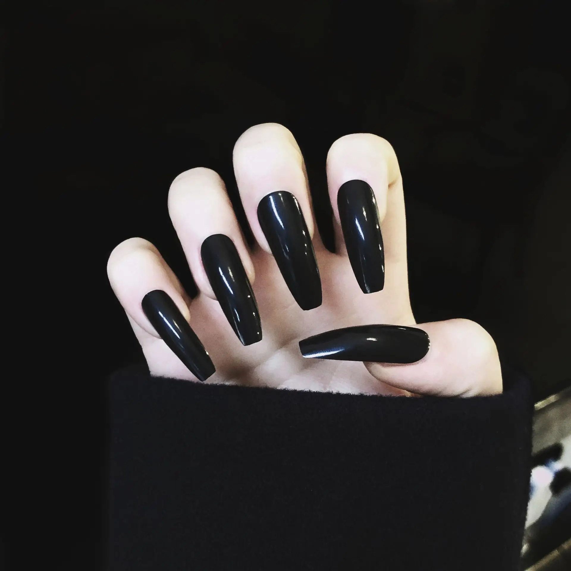 24PCS/Box 2022New Artificial Nails With Glue Milky White Pink Gradients Long Ballet Full Cover Acrylic Nail Stick Fake Nail Tips - Image 3