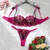 A set of sexy rose-red lingerie, including a bra and panties with daisy patterns, as well as a comfortable home-style ZA825147
