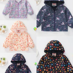 Autumn new style boys and girls 1-6 years old lightweight and fashionable short jacket, small jacket