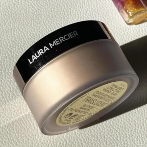 Loose Setting Powder Waterproof Make Up Breathable Oil Control Honey Matte Powder Soft Transparent Setting Powder Women's Makeup