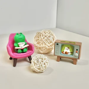 Mini Cute Frog Resin Statue Desktop Ornament Weatherproof Garden Patio Yard Decor Miniature Animal Figurine Outdoor Indoor Decor