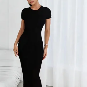 Women's elegant and fashionable short-sleeved hip-covering dress, popular European and American style, can be worn in all season