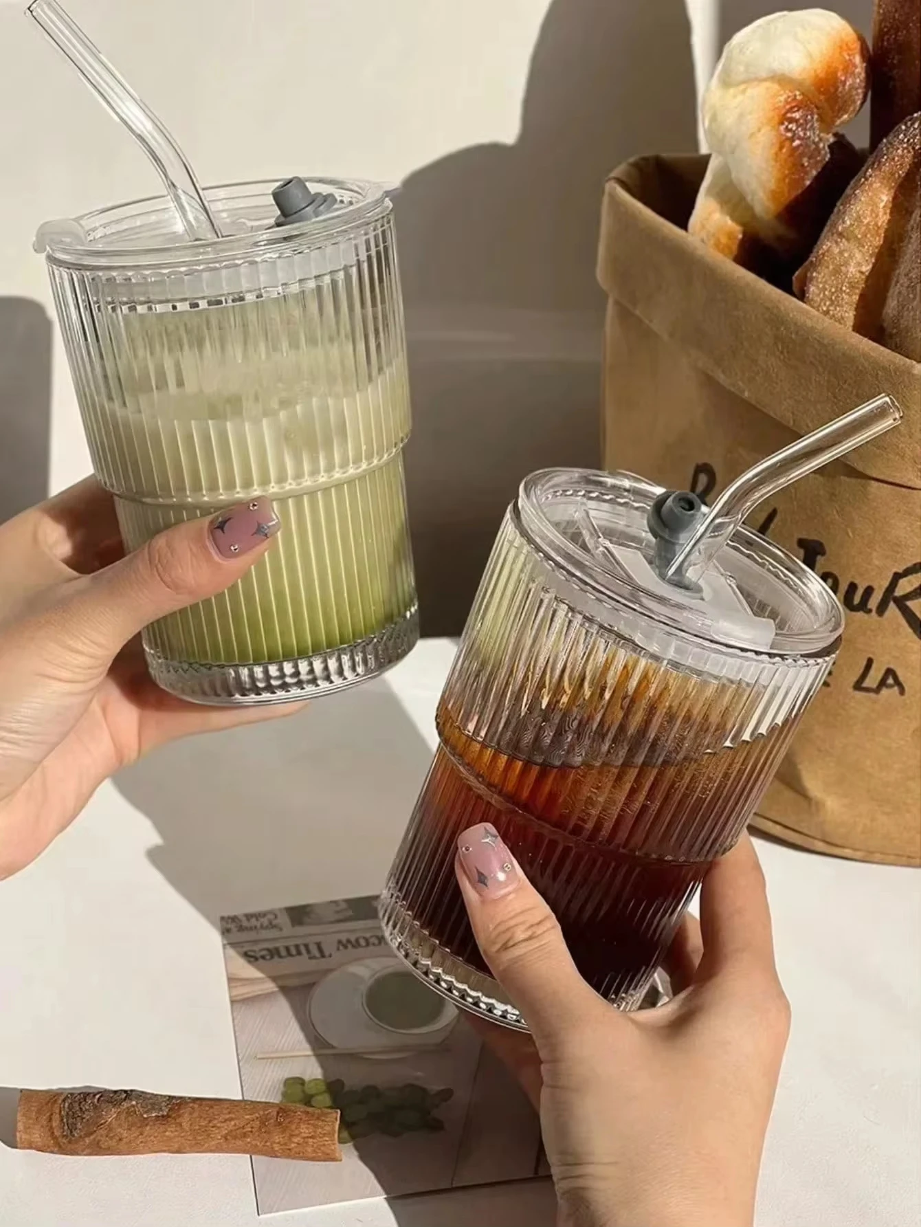 1/2PCS Stripe Glass Cup Transparent Glasses With Lid and Straw Ice Coffee Mug Tea Cup Juice Glass Milk Water Cup Drinkware