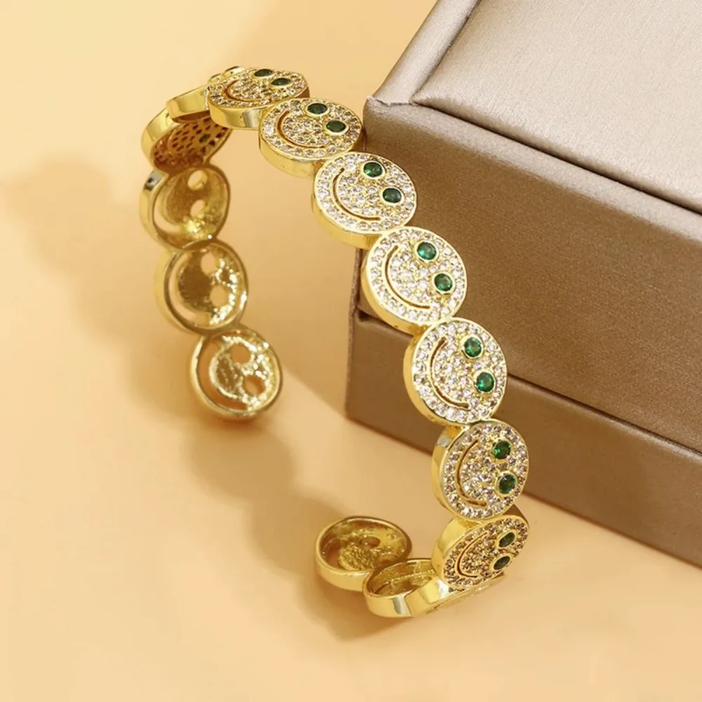 2025 New Light Luxury Colorful Smiley Face Bracelet, Unique Design Stackable Hand Jewelry, Fashionable, Personalized and Cool - Image 2