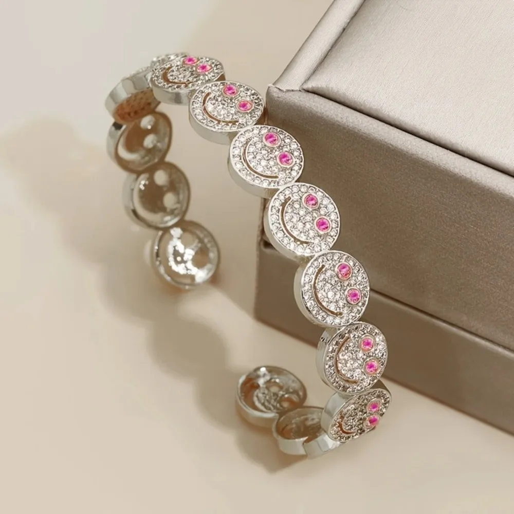 2025 New Light Luxury Colorful Smiley Face Bracelet, Unique Design Stackable Hand Jewelry, Fashionable, Personalized and Cool - Image 6