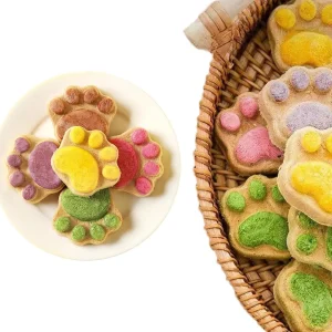 Cat Snacks Paw Shape Dried Indoor Kitten Snacks Teeth Cleaning Supplement Pet Chews for Large Small Feline Rewarding Care Daily