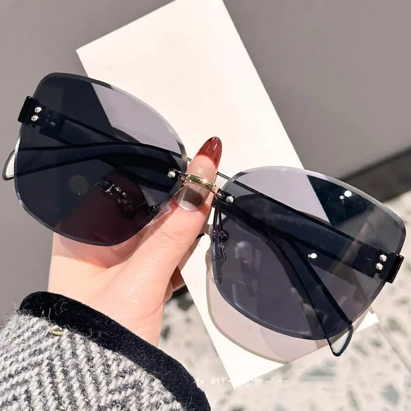Large Frame Cat Eye Fashion Sunglasses 2025 New UV Protection Women's Edge Cutting Frameless DS-8208 - Image 4