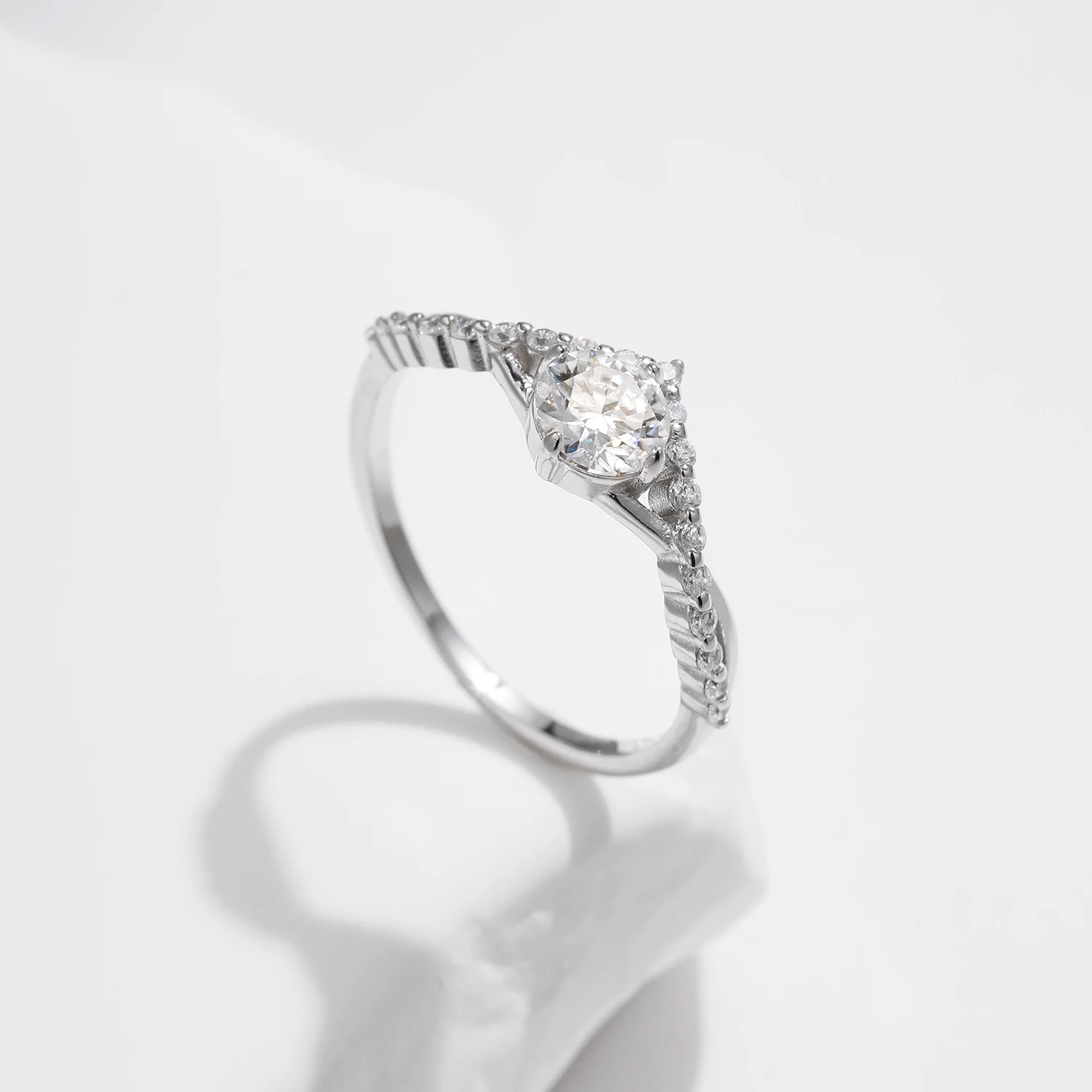 MODIAN Crown D Color Moissanite Ring Delicate Lab Diamond Ring 925 Sterling Silver For Women Wedding Engagement Jewelry - Image 5
