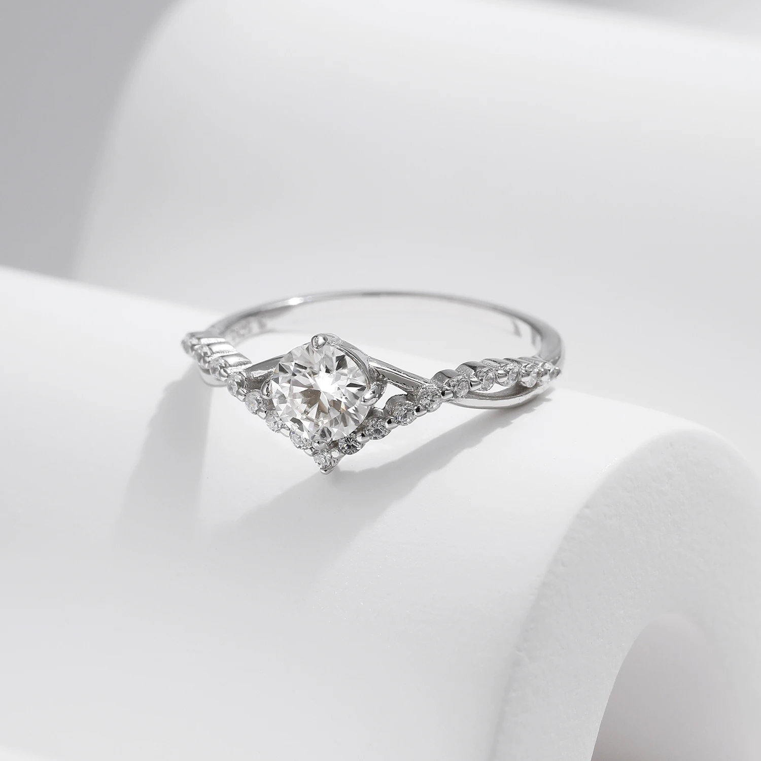 MODIAN Crown D Color Moissanite Ring Delicate Lab Diamond Ring 925 Sterling Silver For Women Wedding Engagement Jewelry - Image 6