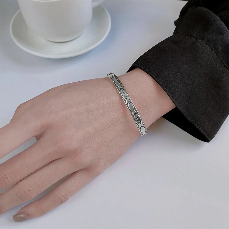 New Retro Female Minority Design Embossed Small Fish Bangle 925 Sterling Silver Simple Ins Personality Animal Opening Bracelets - Image 2