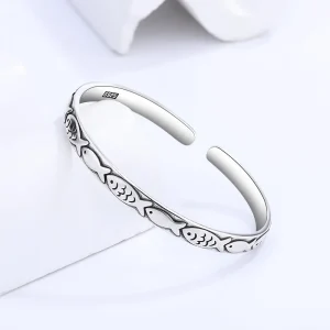 New Retro Female Minority Design Embossed Small Fish Bangle 925 Sterling Silver Simple Ins Personality Animal Opening Bracelets