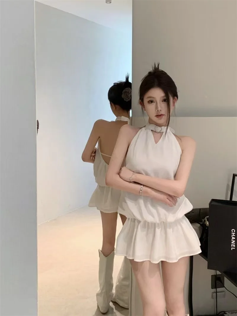 Y2K's new solid-color halter-neck backless dress is a sexy, elegant and slimming short skirt for women in summer - Image 5