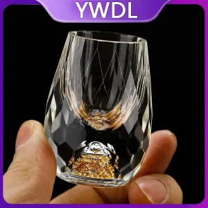 YWDL 1/2/4/6pcs Luxury Crystal Glass Vodka Sake Shochu Bar Liqueur Gold Foil Glass Tea Cup Gift Hard Liquor Wine Glasses 15ml