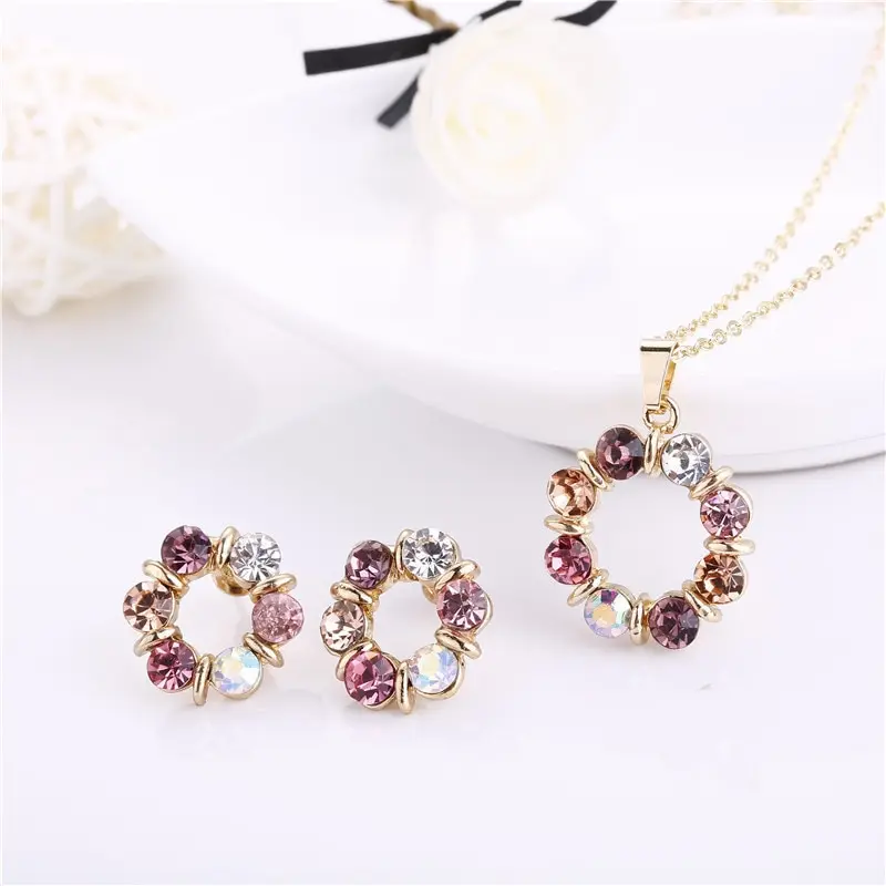 3pcs Gold Necklace Earrings Set Ladies Celebrity Simple Fashion Style Exquisite Stained Glass Diamond Circle Shape Jewelry - Image 3