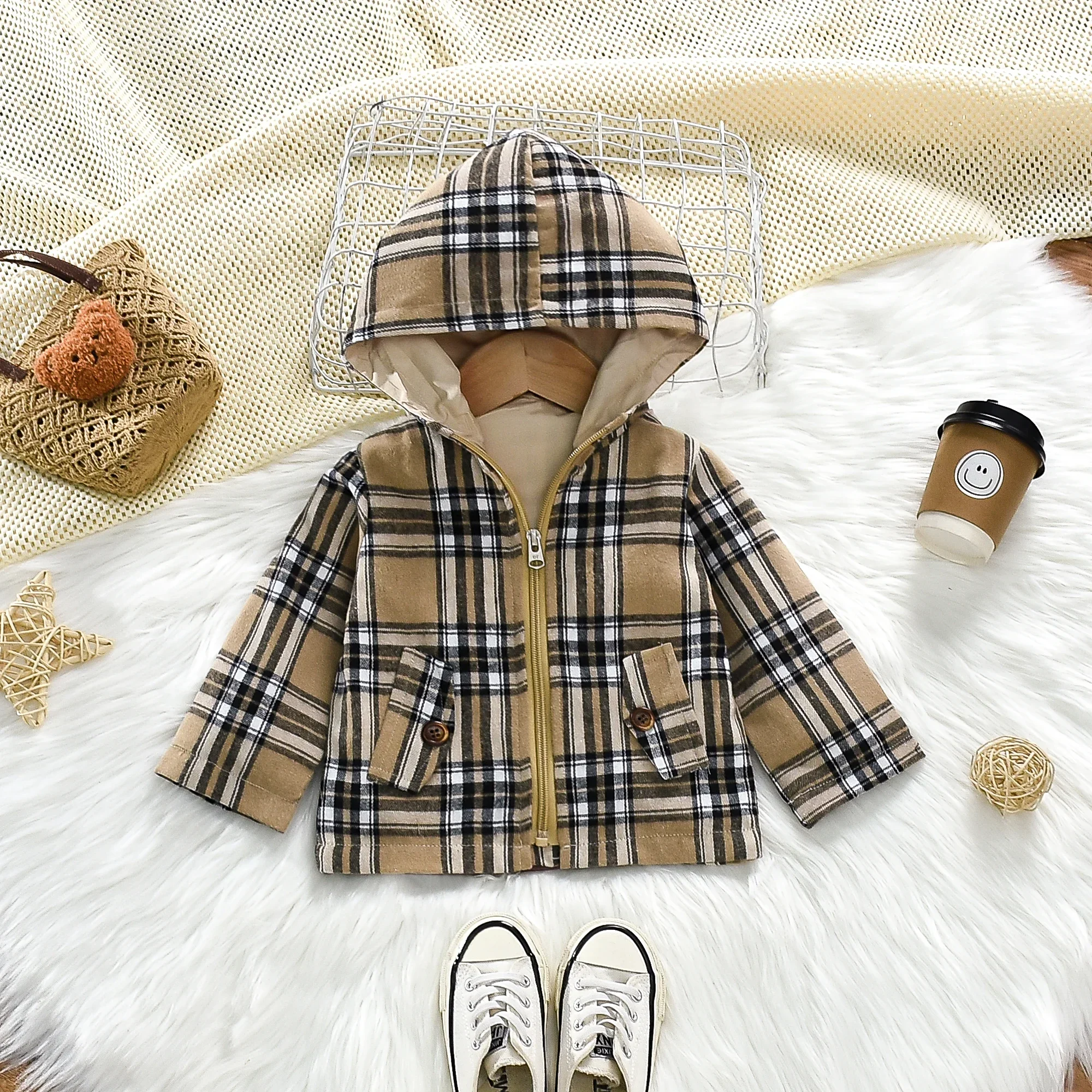 Baby Autumn Coat Fashion Plaid Hooded Long Sleeved Woolen Children'S Clothing Suitable for 0-3 Years Old