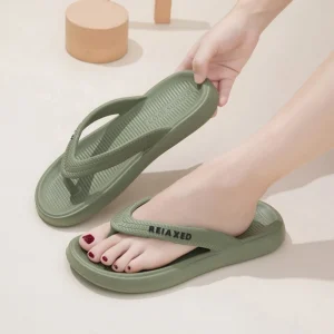 Men's Flip Flops Comfortable Non-Slip Durable Summer Leisure Slippers Beach Sandals for Outdoor Fashion Couple Shoes