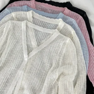 Sunscreen Shirt Woman Summer Short Knitted Sun Protection Cardigan Thin Layered Crop Jacket Cover Up Petite Teen-girl Outfit