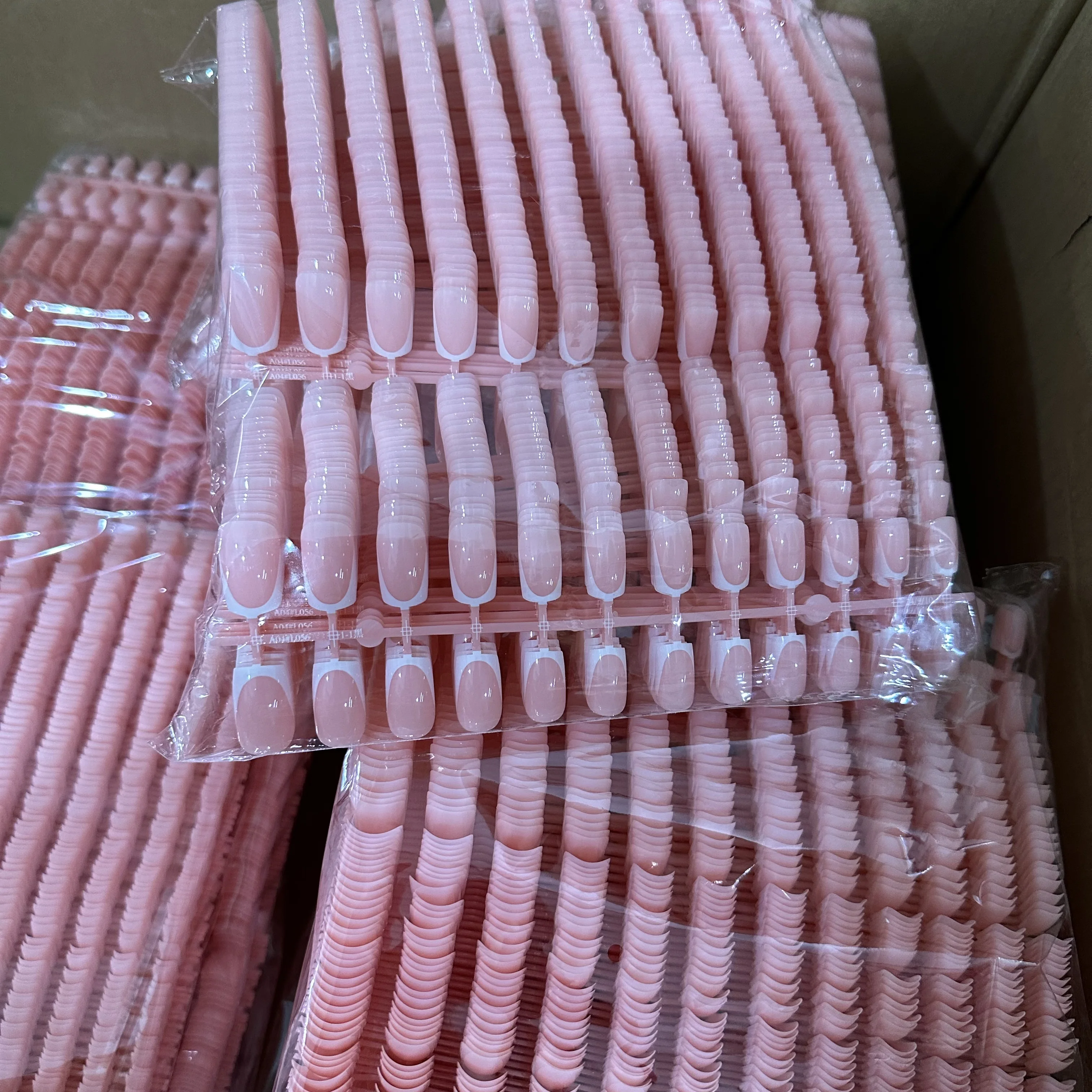 120Pcs Short Square Coffin French Fake Nails Glossy Pink Full Cover Wearable Press on Nails Wearable Acrylic Fake Nails Tips # - Image 3