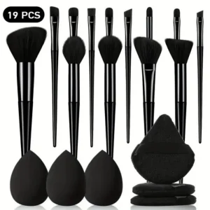 19pcs makeup tool set, including 13pcs soft makeup brushes, 3 triangular powder puffs, and 3 droplet shaped beauty eggs ​
