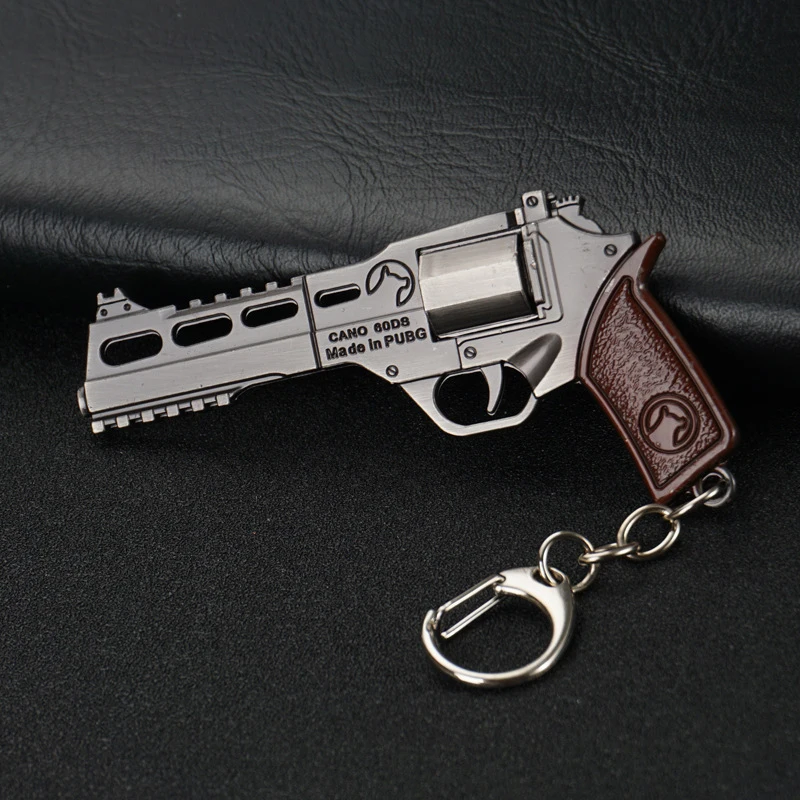 1pc Cool Game Pistol Shape Keychain Metal P92 R45 R1895 Model Toy Key Ring Gift - Image 5