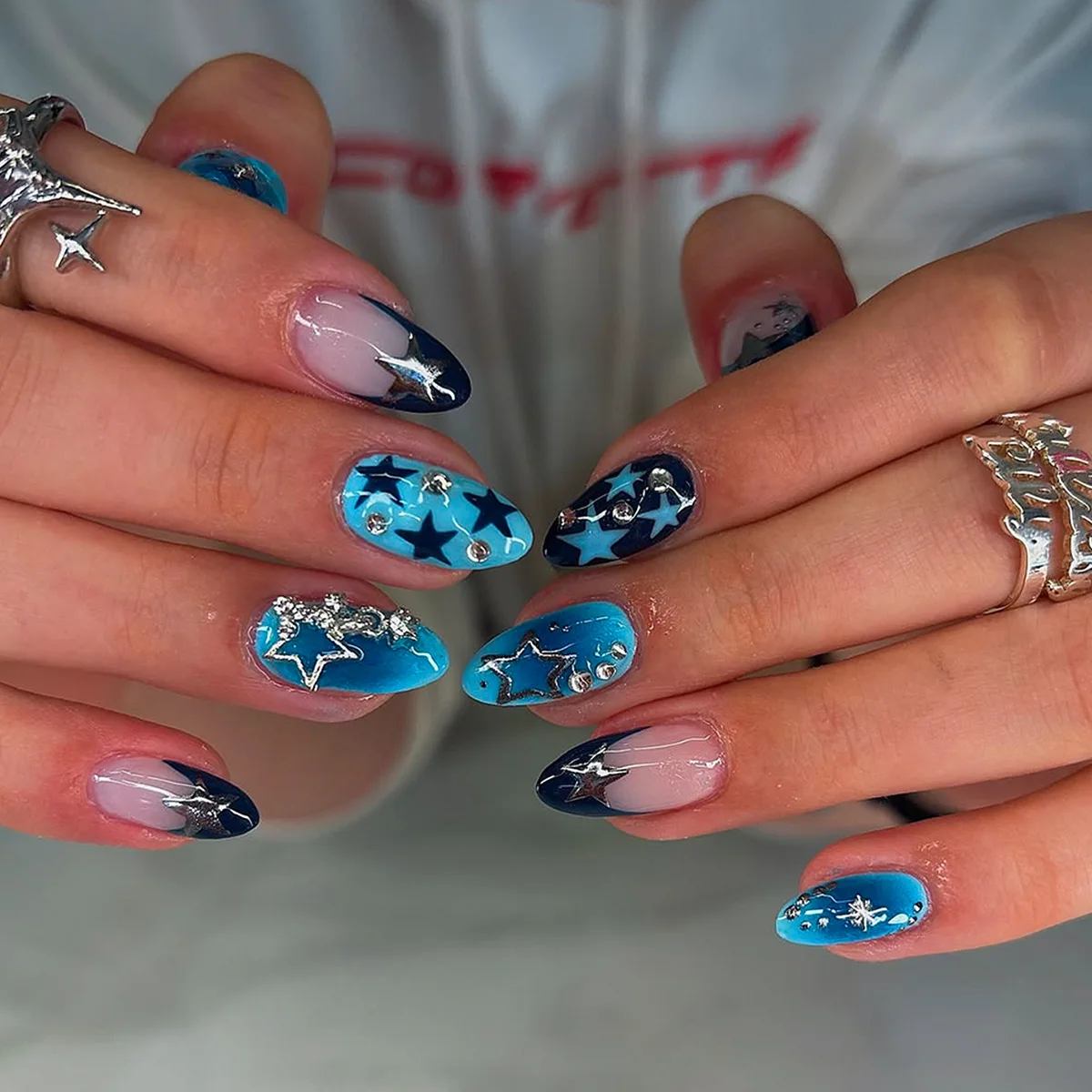 24Pcs False Nails Spicy Girl Silver Bow with Diamond Fake Nails with Glue Almond Press on Nails Black Cool Y2k Almond Nail Set - Image 3