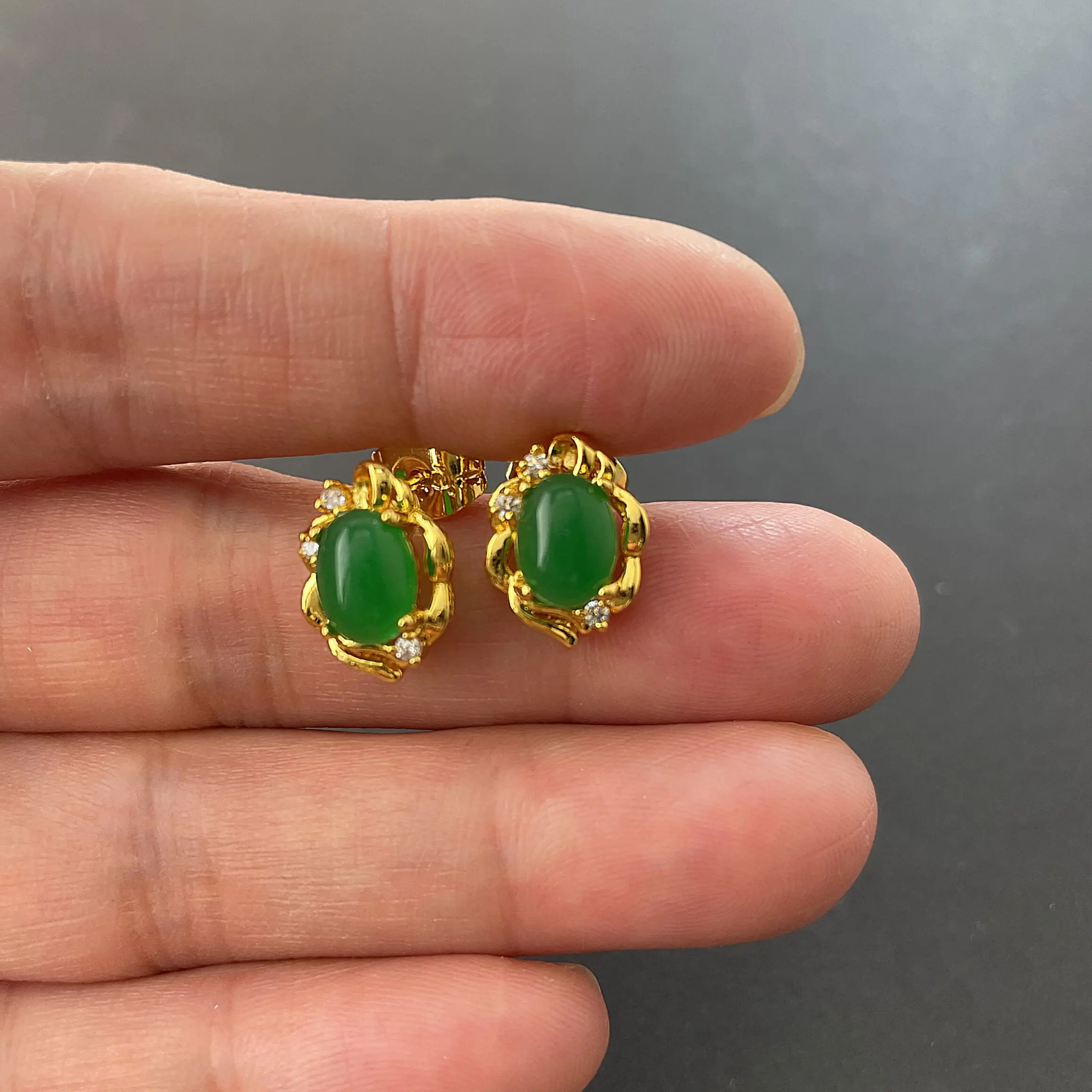 24k Gold Plated Emerald Pendant Necklace Earring Jewelry Set For A Woman's Engagement Gift - Image 6