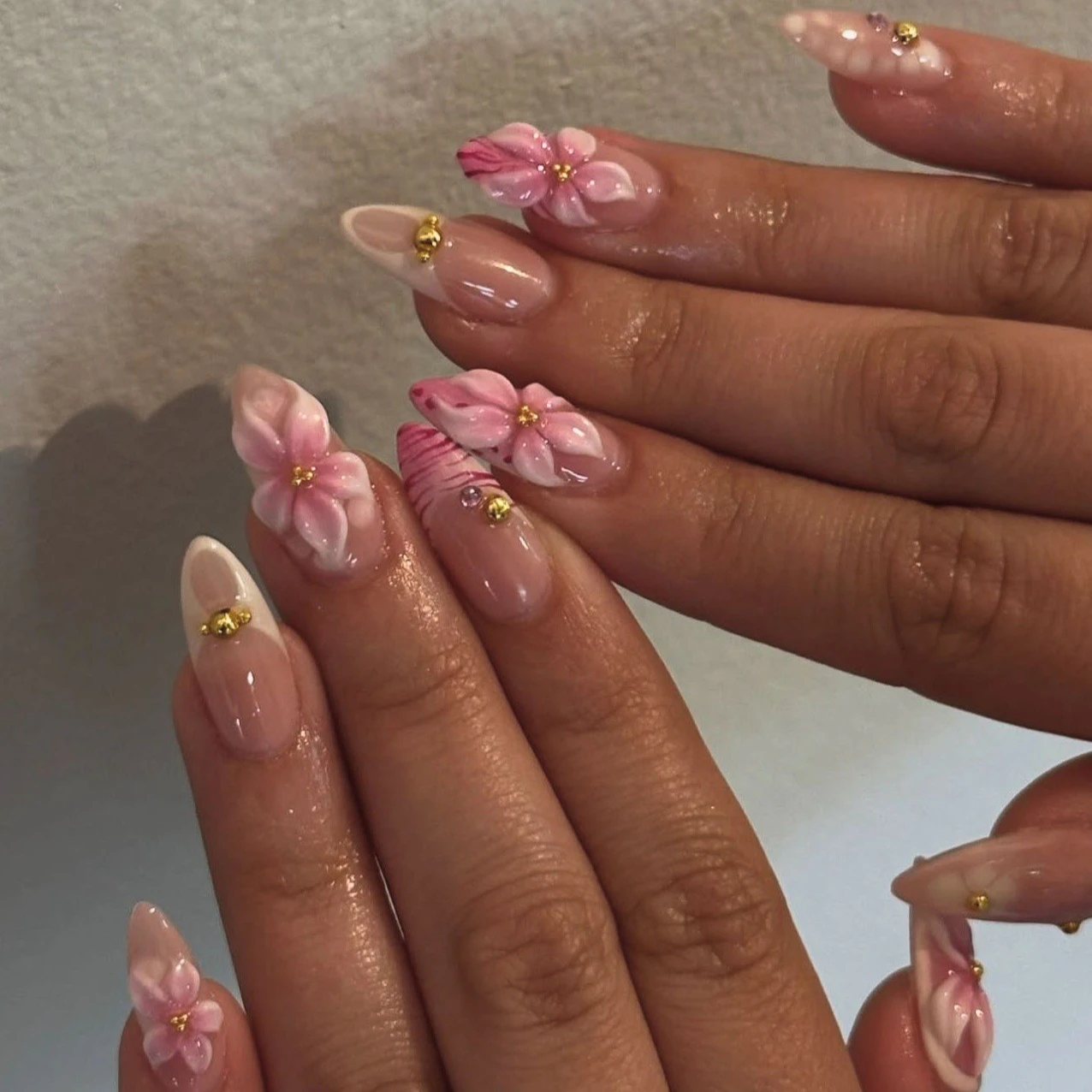 24pcs/set French Almond Press on Nails Pink Flower Fake Nails Spicy Girls False Nail Artificial Tips 네일팁 Накладные Ногти Uñas - Image 5