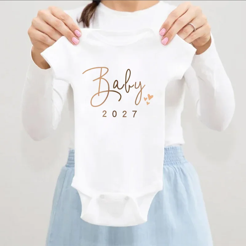Baby 2027 Pregnancy Announcement Newborn Baby Bodysuits Gold Letter Printed Boys Girls Romper Jumpsuit Clothes - Image 2