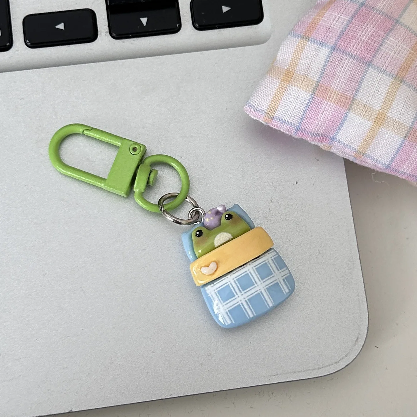 Cartoon Frog Key Chain Cute House Vase Photo Frame Frog Pendant Car Key Ring Backpack Charms Bag Decor Accessories - Image 5