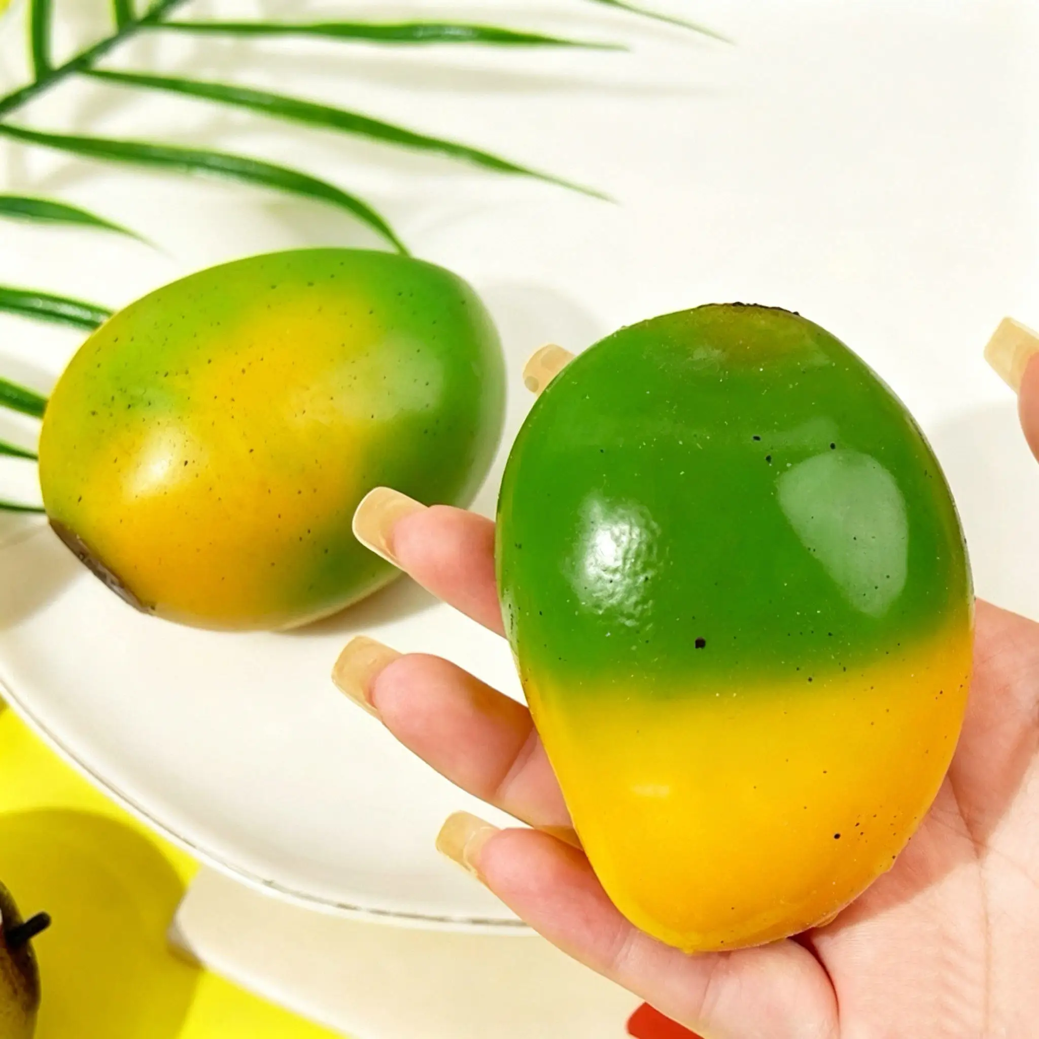 Color Changing Mango Stress Ball Soft Slow Rising Squeeze Fidget Toy Anti-Anxiety Decompression Toy for Adults Office Desk Gifts