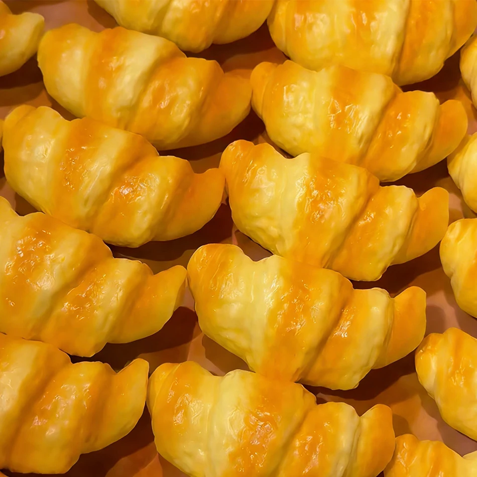 Croissant Squishy Toy Squeeze Toy Slow Rebound Stress Relief Soft Squeeze Anti-Anxiety Toy For Students Office Workers - Image 2
