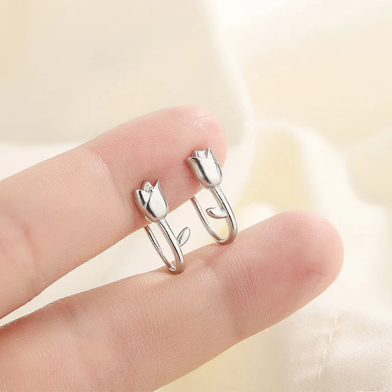 Fashion Tulip Flower Stud Earrings for Women Girls Simple Sweet Silver Color Earring Romantic Jewelry Party New Trend Gifts - Image 3