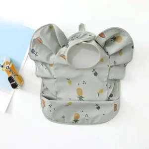 Fashionable Winged Baby Drooling Bib Wipeable Lightweight Polyester Burp Cloth