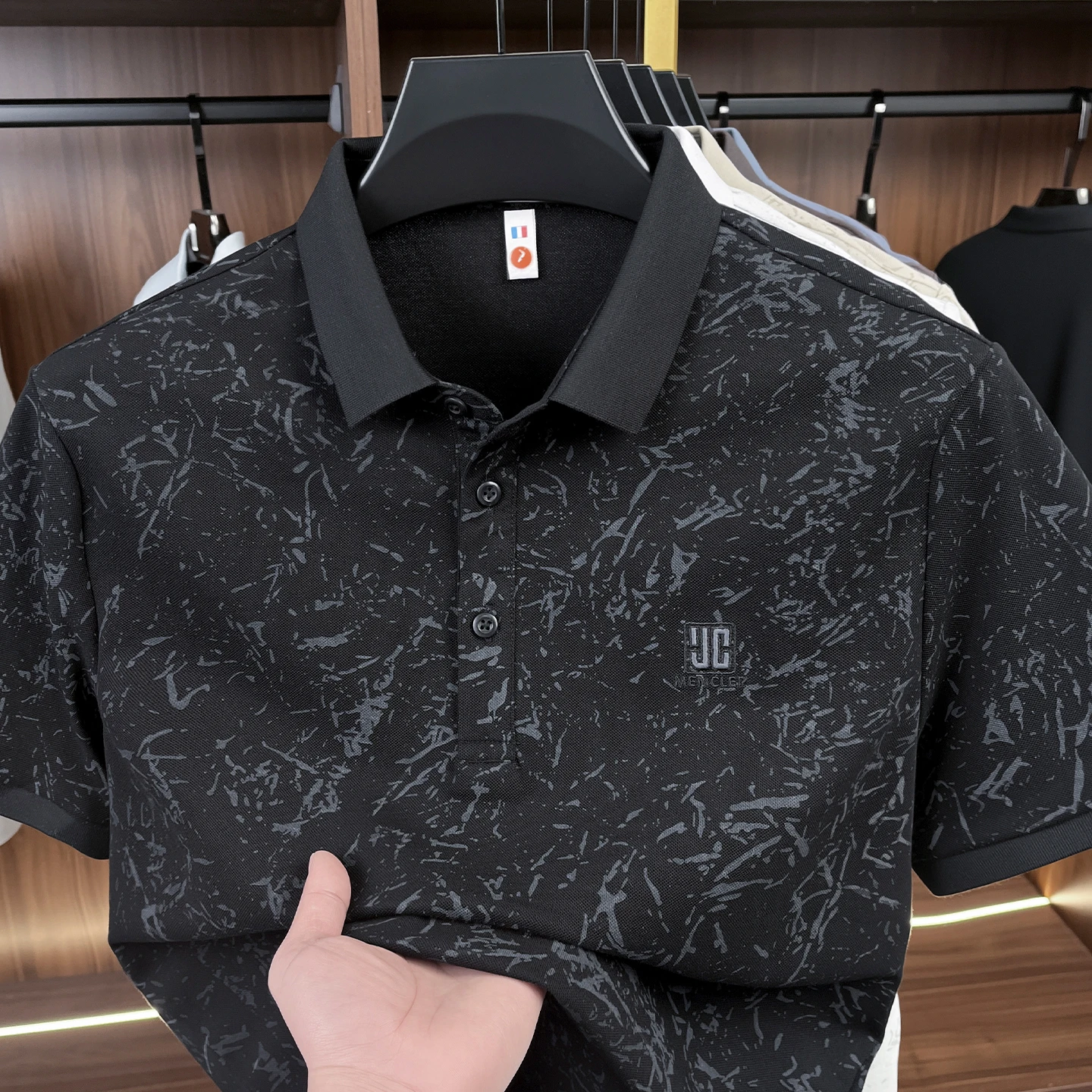 Fashionable and trendy men's lapel polo simple short sleeved printed summer new breathable top - Image 2