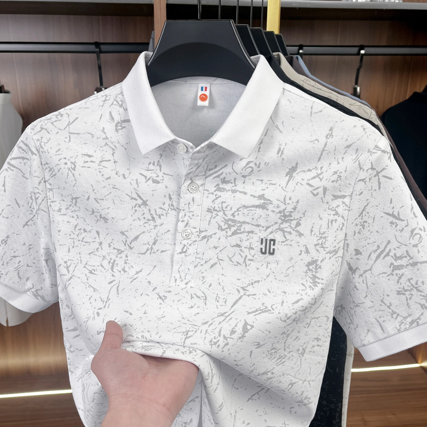 Fashionable and trendy men's lapel polo simple short sleeved printed summer new breathable top - Image 4