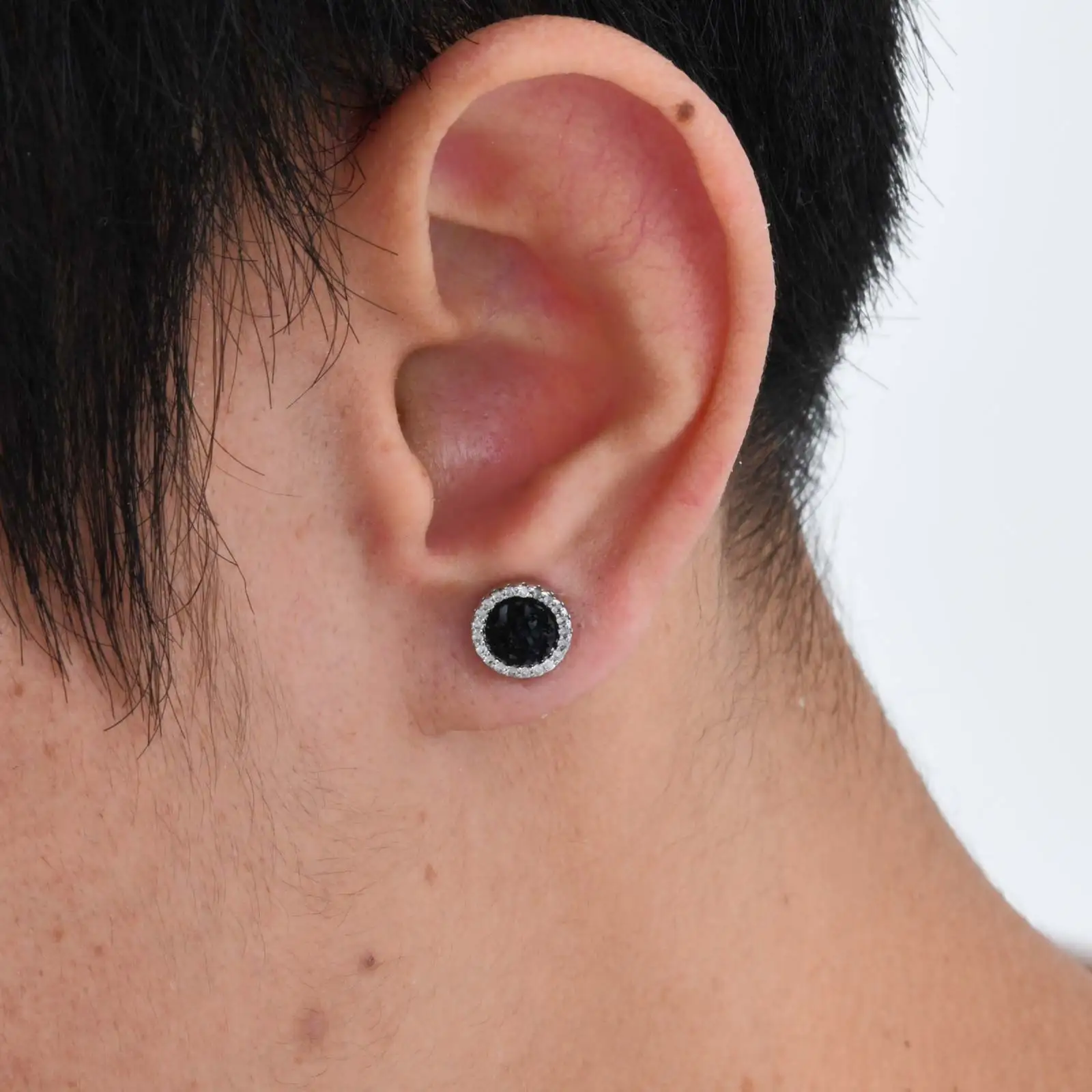 Simple Circle Round Stud Earrings for Men Boys, Metal Zircon Small Earrings, Unisex Daily Jewelry Accessory - Image 4