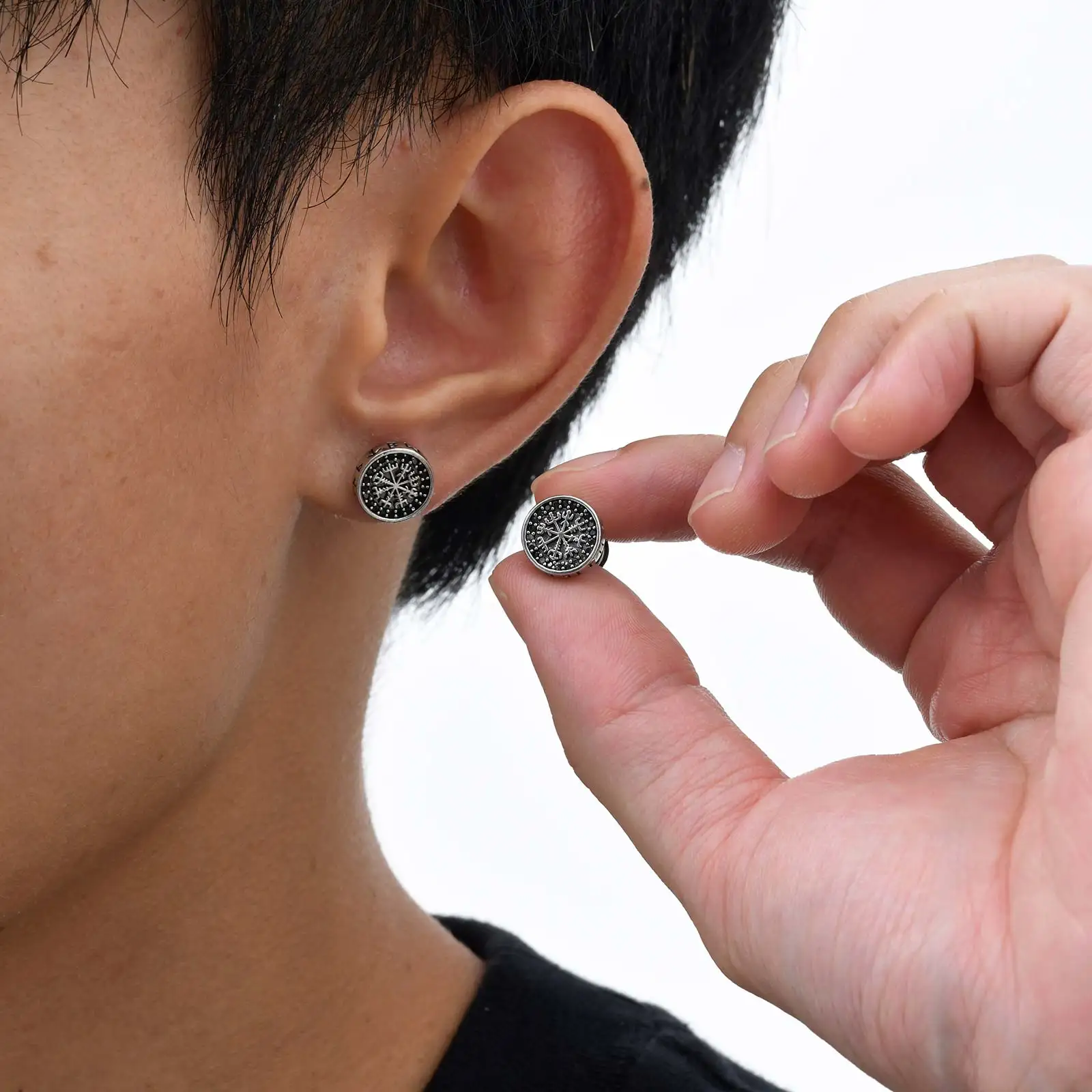 Simple Circle Round Stud Earrings for Men Boys, Metal Zircon Small Earrings, Unisex Daily Jewelry Accessory - Image 3