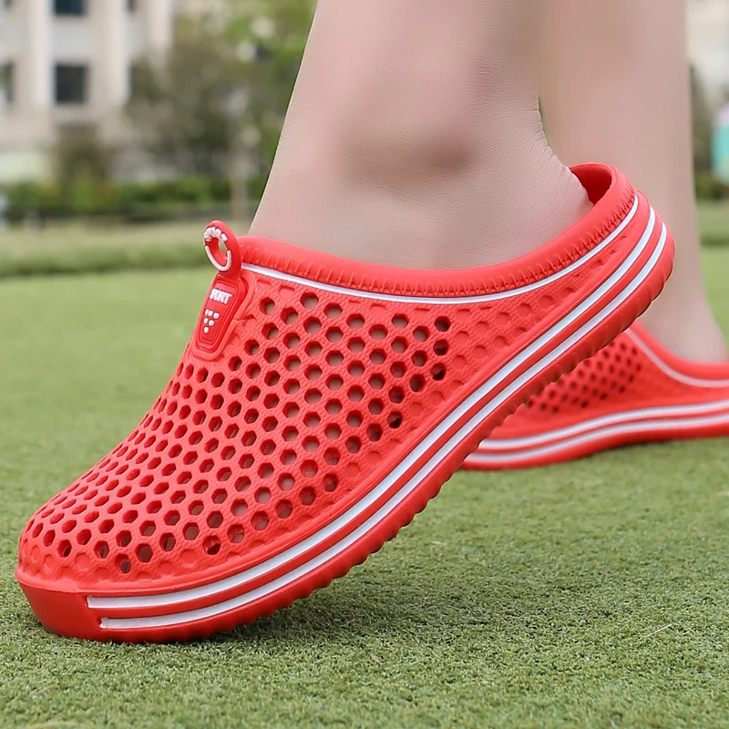 Slippers Cutout Clogs Shoes Fashion Men Women Garden Convenience Bathroom Slippers Non-slip Beach Sandals - Image 5