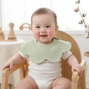 Solid Color Baby Feeding Bib Double-sided Wearing Comfortable Drool Burp Cloth Petal Design Soft Cotton Cotton Saliva Towel