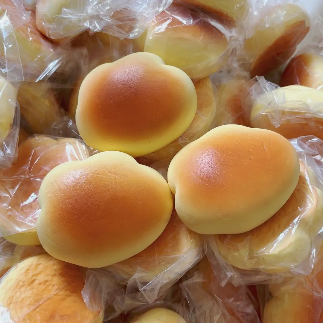 Squishy Caramel Cloud Bread Slow Rebound Squeeze Toys Pinch Decompression Fidget Toy Squishy Stress Relief Toys for Adults