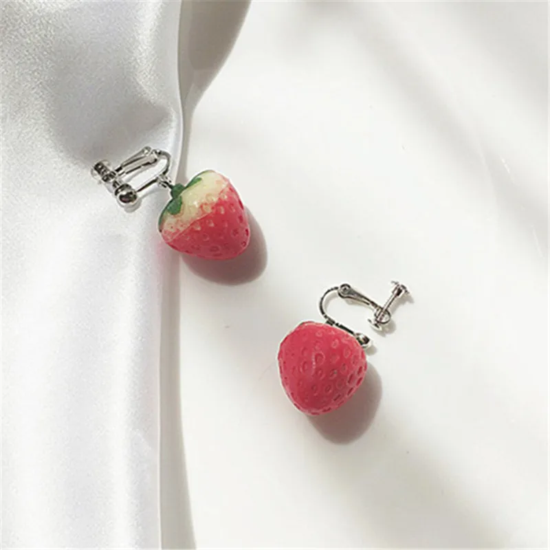 Stereo Simulation Red Strawberry Dangle Earring New Fruit Strawberry Earring Female Lovely Sweet Girl for Women Jewelry Gifts - Image 6