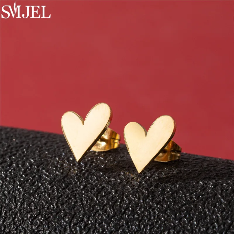 Sweet Cute Heart Stud Earrings for Women Korea Gold Color Love Heart Earings Minimalist Ear Piercing Jewelry Wedding Gifts